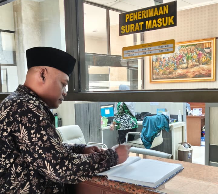 H Rif'an Hanum Banding Administratif Gubernur Jawa Timur, Kerusakan Lingkungan Mojokerto, Aktivitas Tambang Mojokerto, Dampak Tambang Galian C
