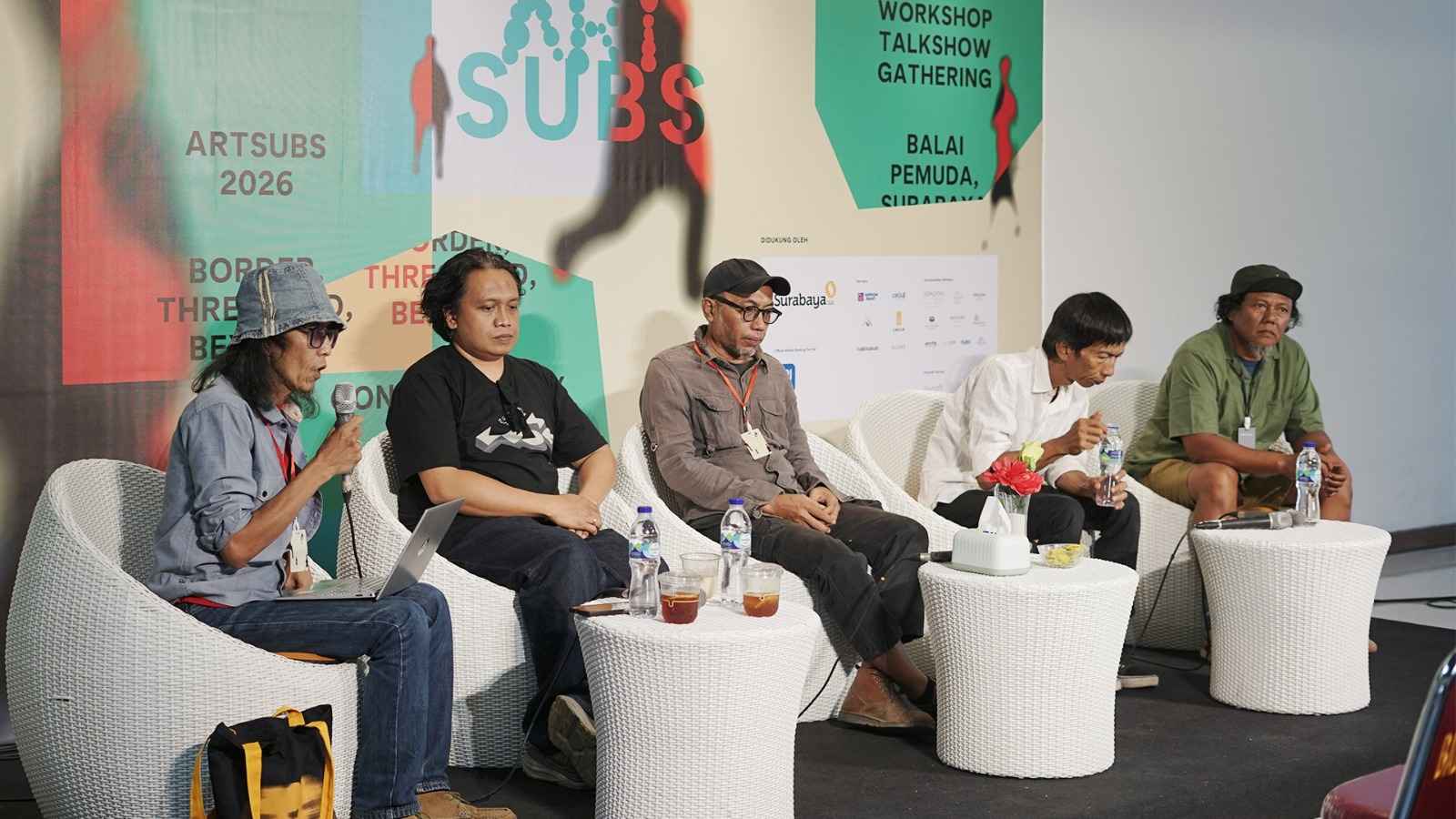 KBUSR menghadirkan Museum Tanpa Jangkar di ARTSUB 2026, sebuah eksperimen seni rupa yang mengkritik konsep museum konvensional melalui ruang portabel dan gagasan kolaboratif.